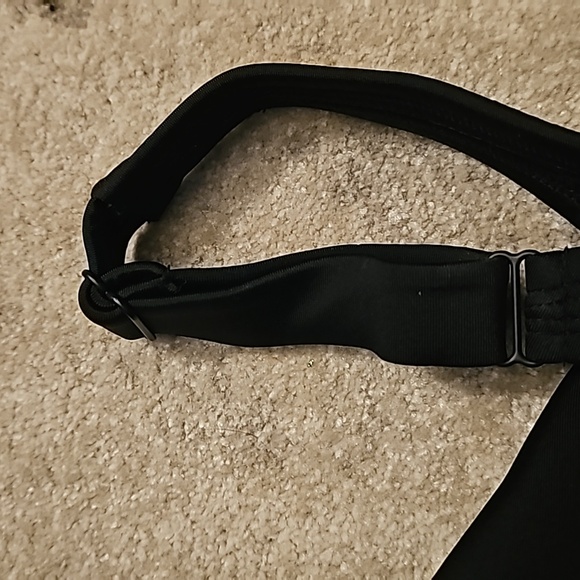 Women's athlete sports bra underwire - Picture 7 of 7